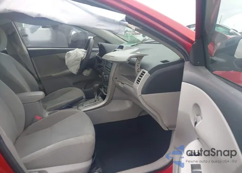 2012 Toyota Corolla Le z USA, uszkodzony, nr VIN 2T1BU4EE4CC780362